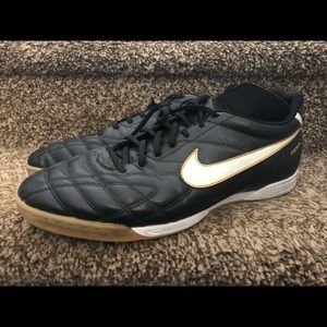 Men’s Nike Indoor Soccer Cleats